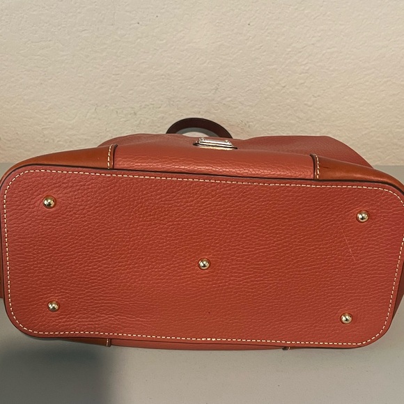 Dooney & Bourke Pebble Leather Satchel + Matching Pouch - Picture 5 of 11